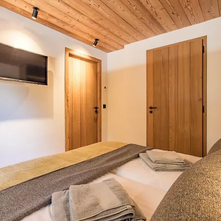 Aravis Cosy - & Piscine Apartment